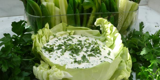 a creamy vegetable sauce for dipping